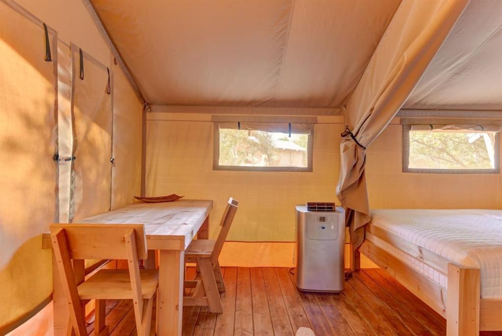 12 Fires Luxury Glamping With Heating #5 Johnson City Exterior foto